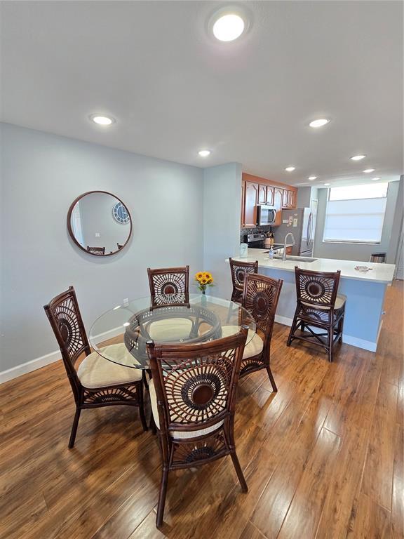 Photo - 7600 Sun Island Dr S Unit 306