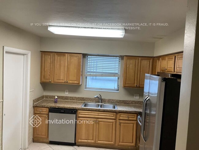 4115 W Park Rd