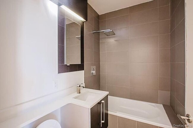 Photo - 21 Montrose Ave