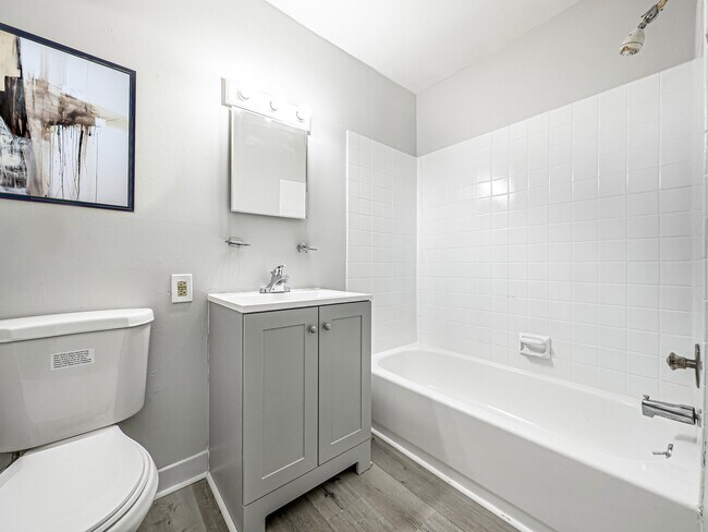 Photo - Hilltop Crescent