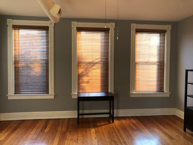 Photo - 1406 Sycamore Street Unit 3