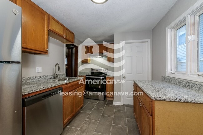 Photo - 3929 S Benton Ave