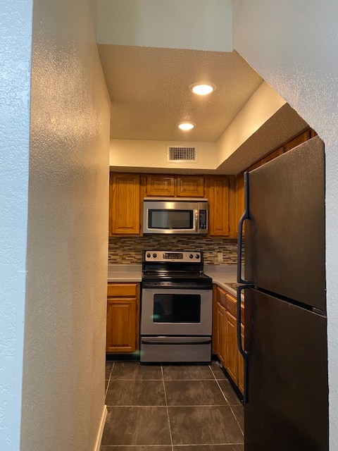 Photo - 2300 Bamboo Dr