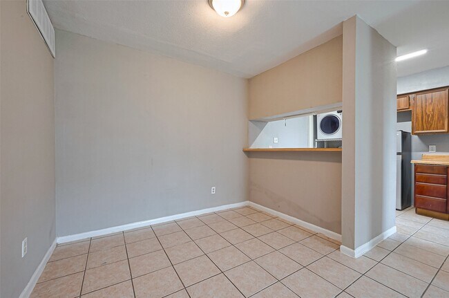 9090 S Braeswood Blvd Unidad 43