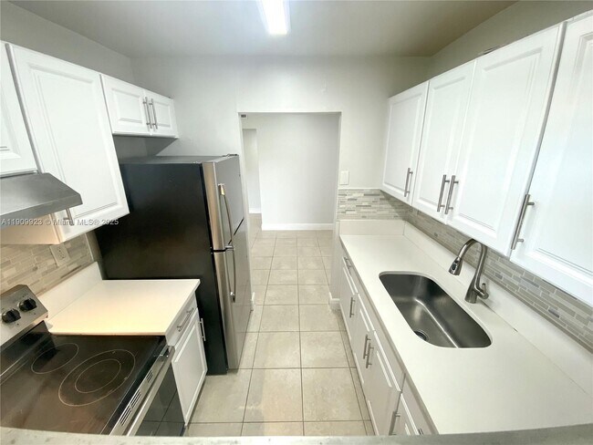 Photo - 400 NE 1st St Unit 215