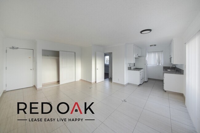 Photo - ~$350 OFF Each Month~ Spacious One Bedroom... Unidad 36