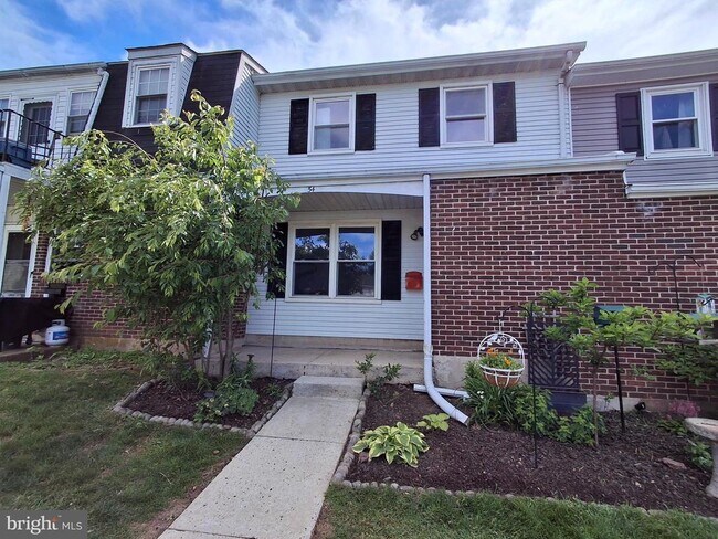 Photo - 54 Reliance Ct