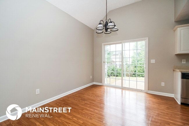 Photo - 1474 Bern Dr