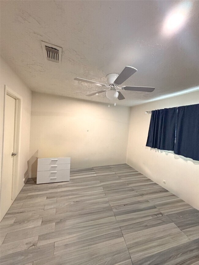 Photo - 6803 Marta Dr
