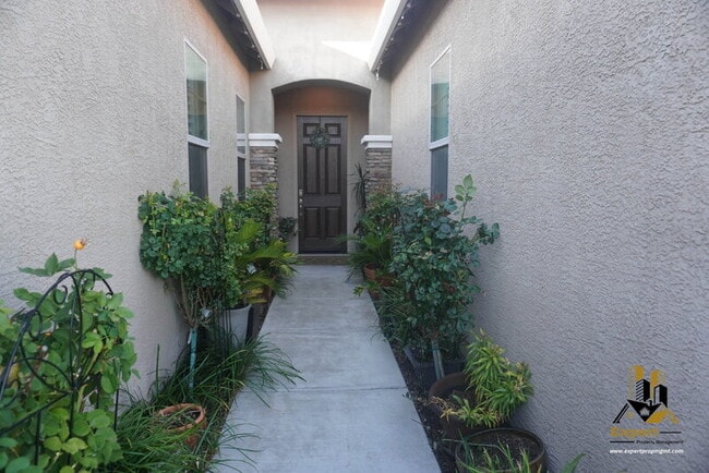 Photo - 6064 Cohasset Dr