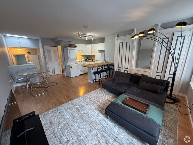 Building Photo - 1839 Master St Unit 3 Rental