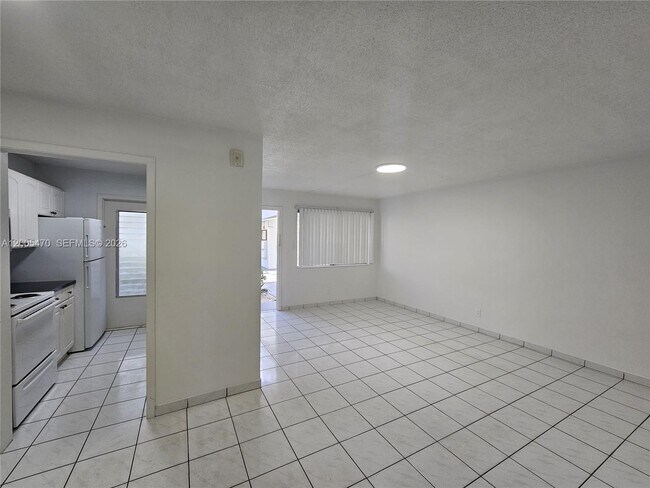 Photo - 1719 Wiley St Unit 2