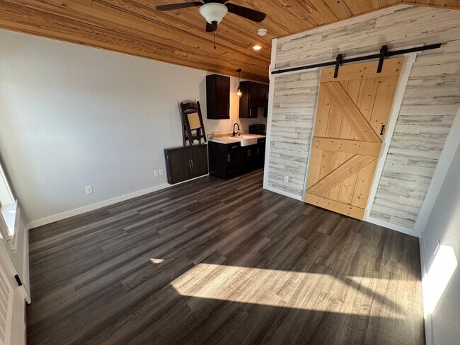 Photo - 1 Bedroom/1 Bathroom Tiny Home in Sulphur Rock