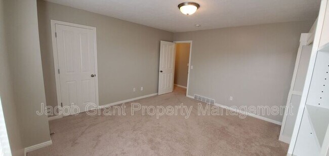 Photo - 459 Pheasant Ridge Dr Unit C