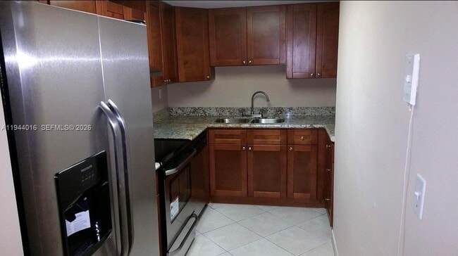 Photo - 1975 Normandy Dr Unit 206