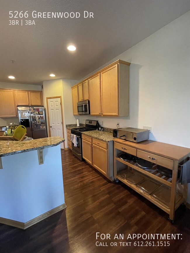 Photo - 5266 Greenwood Dr