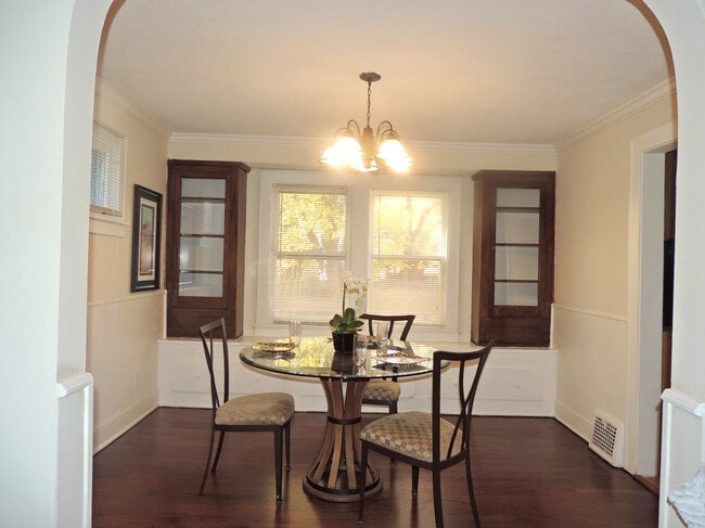Photo - 978 Pembrook Rd