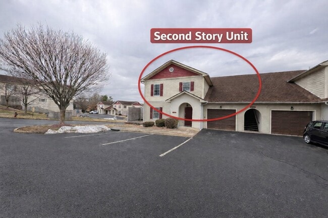 Building Photo - 24 Rosette Ln