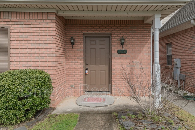 Photo - 1434 Amberley Woods Cv