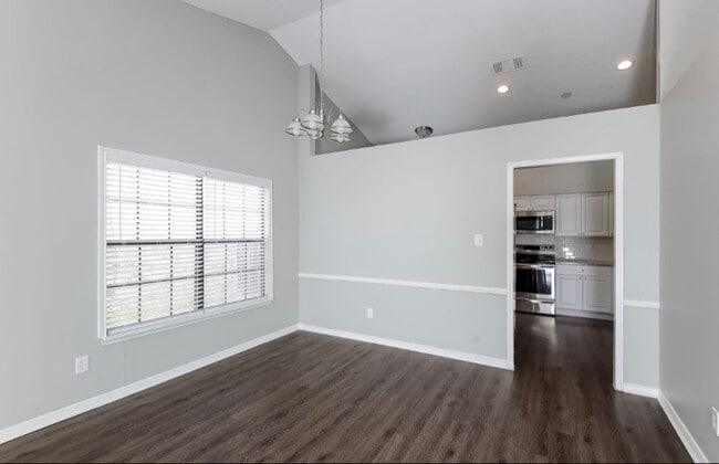 Photo - 3707 Seville Ln