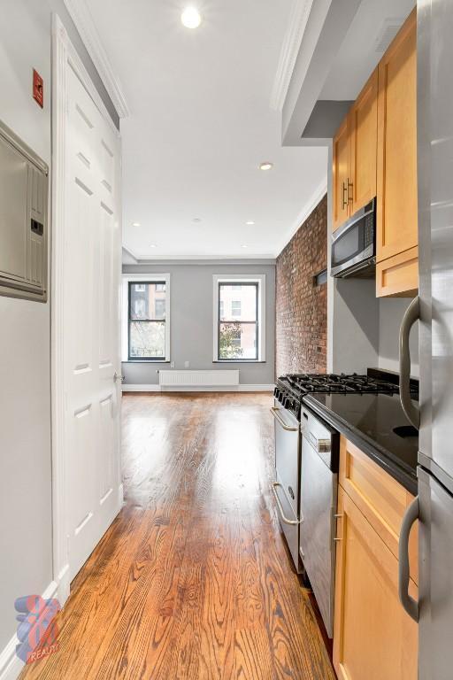 Photo - 202 E 13th St Unidad 5B