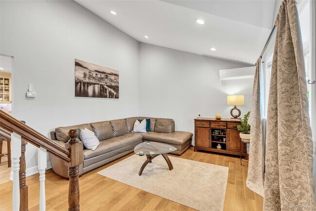 Photo - 21 Terrell Ave