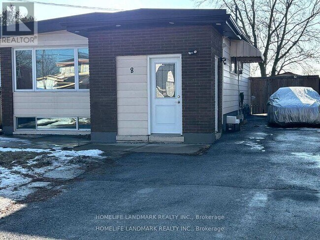 Photo - 8 Ronaldshay Ave