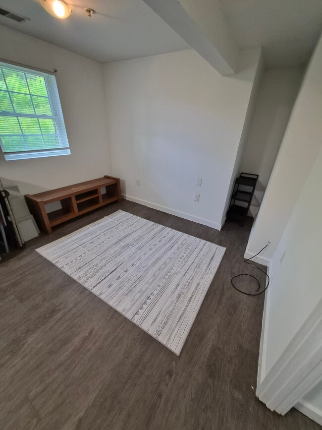 113 Wayne Pl SE