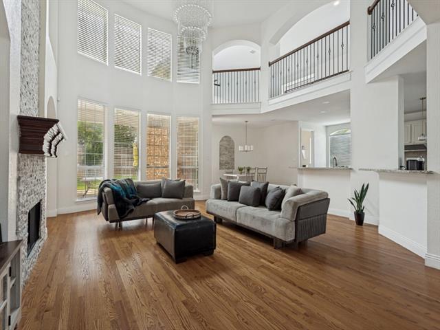 Photo - 729 Driftwood Dr