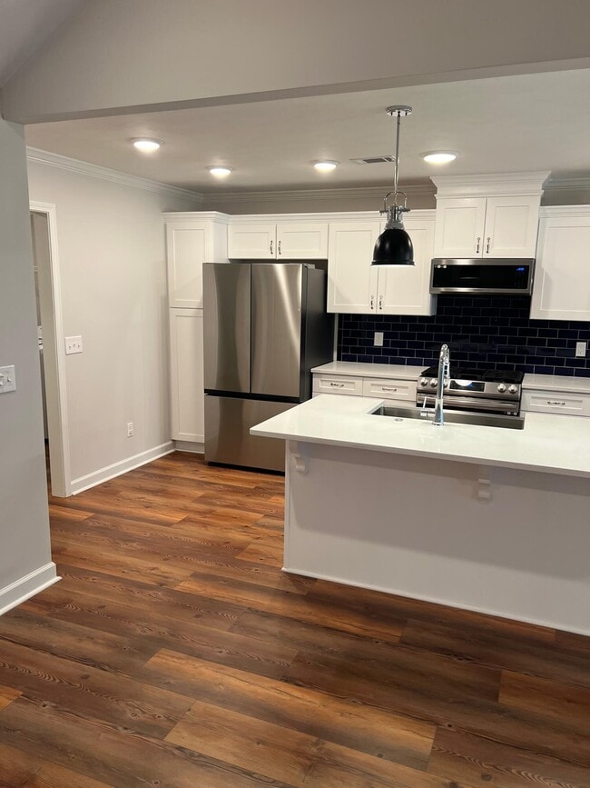 Photo - 7467 Hanford Dr