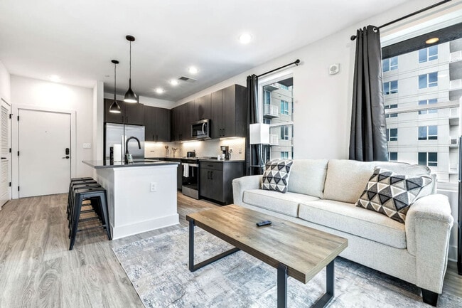 Building Photo - 617 N 12th St Unit ID1312554P Rental