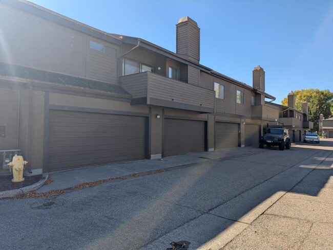 Photo - 1325 Presto St Unit 4