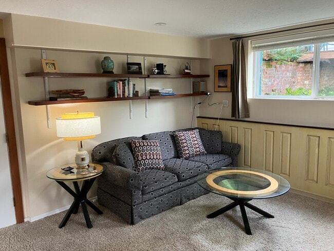 Photo - 1691 Parrish St Unidad Your home away from home