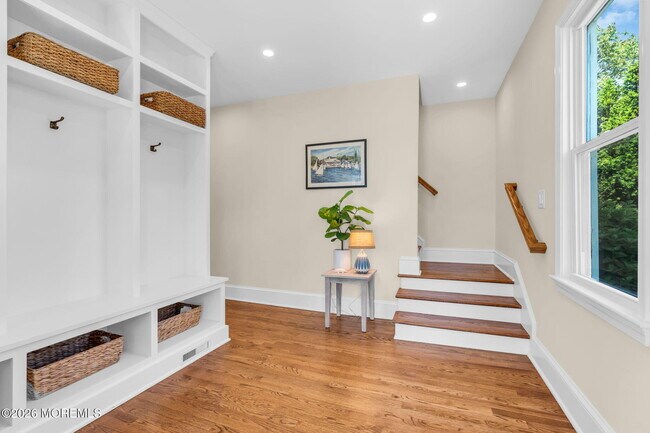 Photo - 566 Prospect Ave