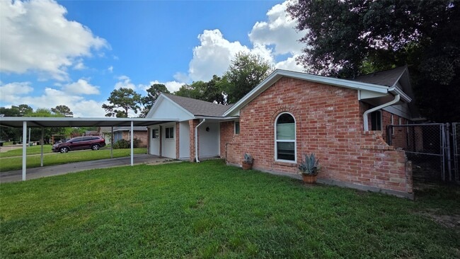 Photo - 5434 Goldspier St