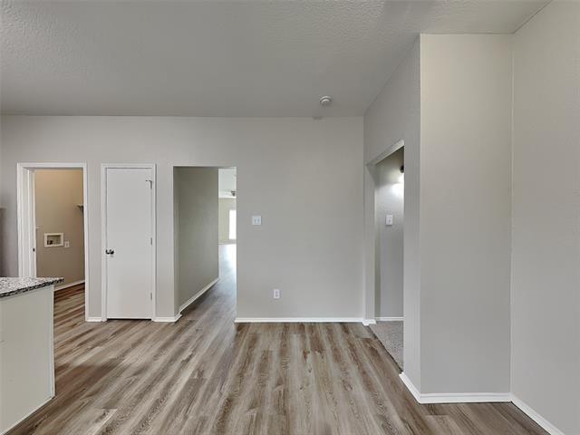 Photo - 10008 Blue Bell Dr