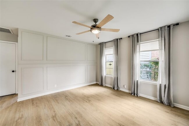 Photo - 1612 Elmhurst Dr