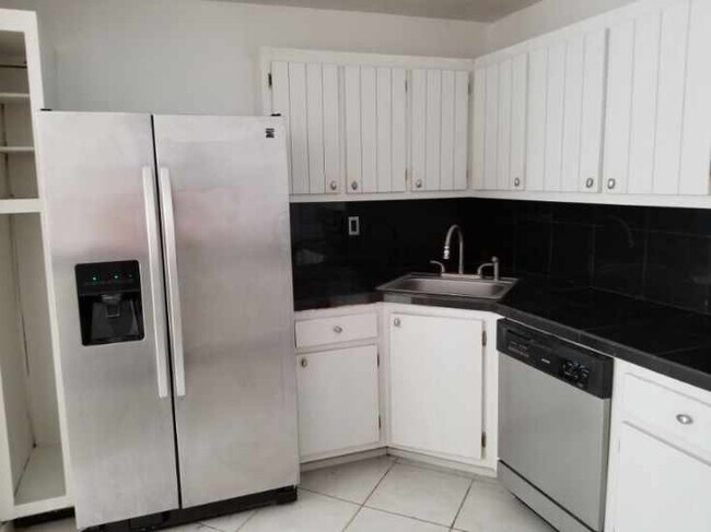 Photo - 2750 NE 183rd St Unit 312