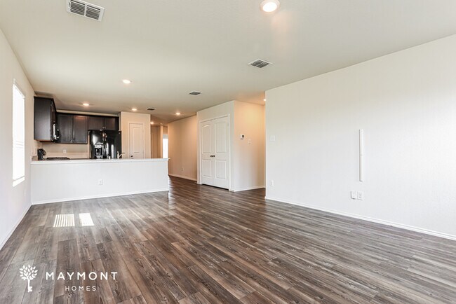 Photo - 4104 Wintergreen Dr