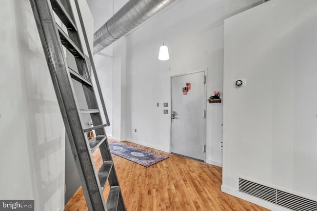 Photo - 428-40 N 13th St