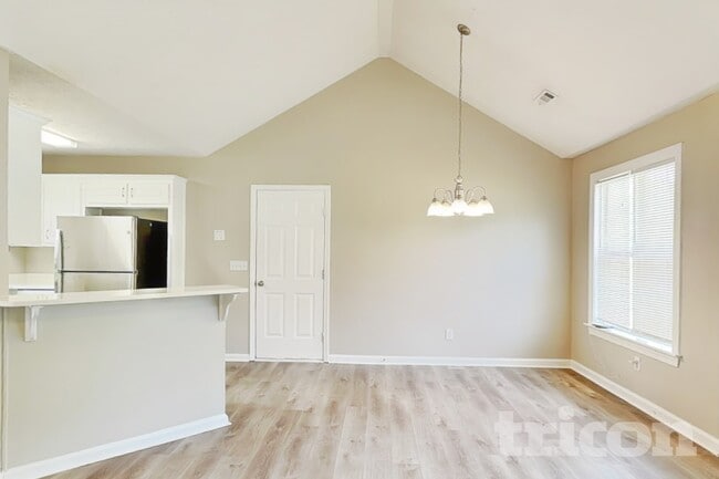 Photo - 195 Falcon Ridge Dr