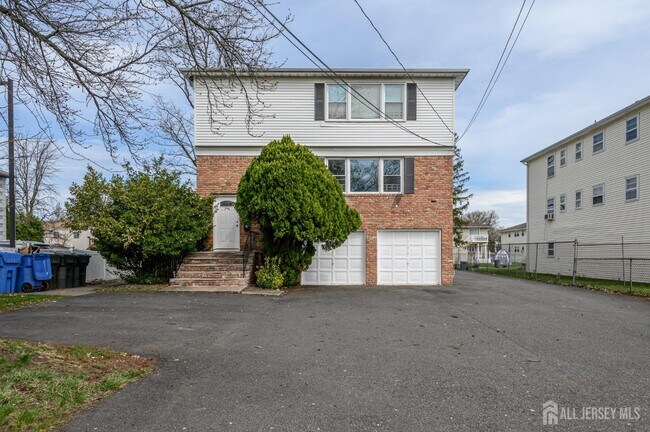 Photo - 796 Inman Ave Unidad 1