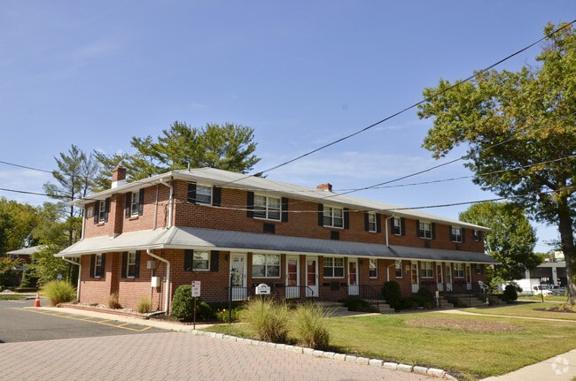 Marlton Colonial Apartments For Rent In Marlton Nj Forrent Com Marlton Colonial Apartments For Rent In Marlton Nj Forrent Com