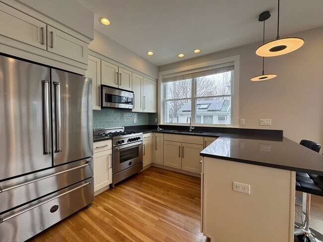 Photo - 30 Harrington St