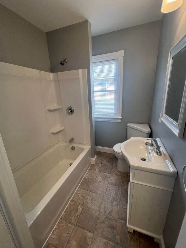 Photo - 134 N Walnut St