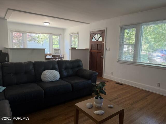 Photo - 1608 Bay Ave
