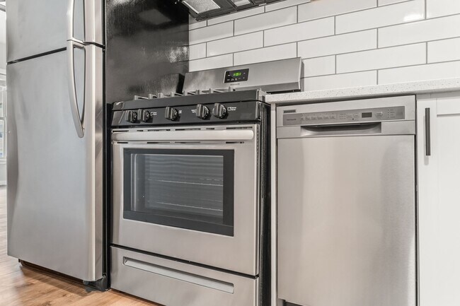 1216 Williamson St Unit 4