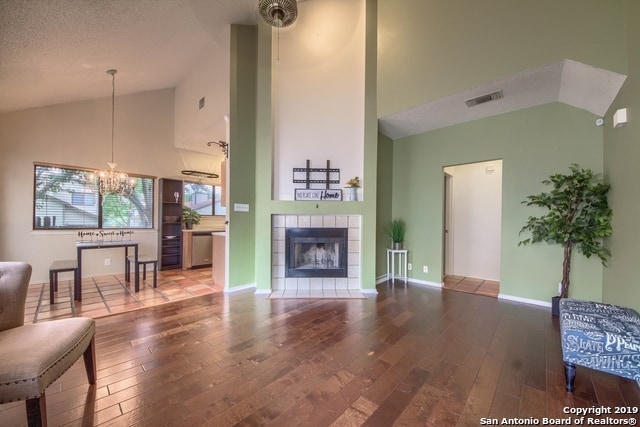 Photo - 5830 Spring Green