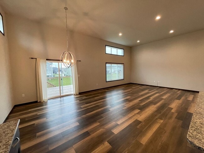 Photo - Spacious 4 Bed, 3 Bath Home in West Fargo