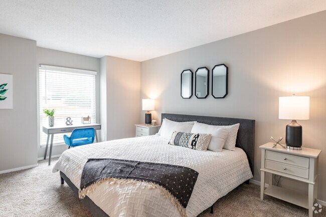 2BR, 1BA - 1040SF (Sinclair Elite)